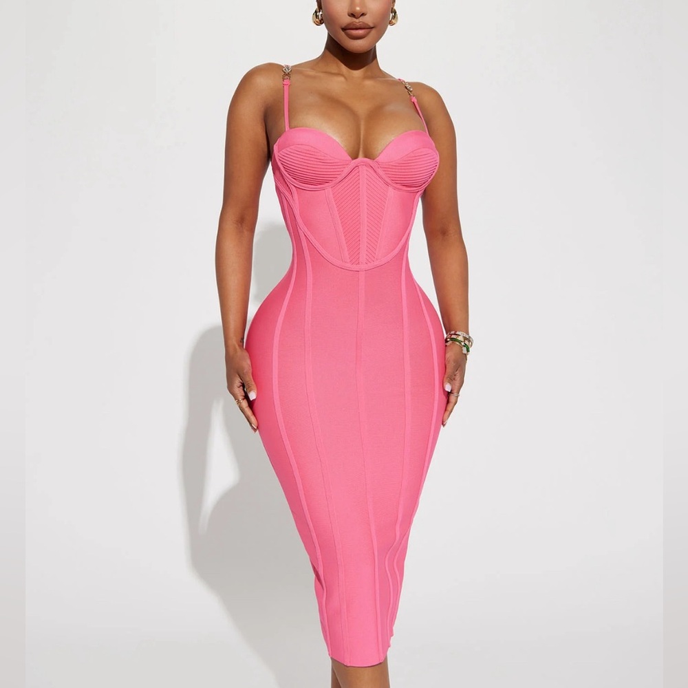 BRAND NEW Victoria Bandage Midi Dress - Pink L